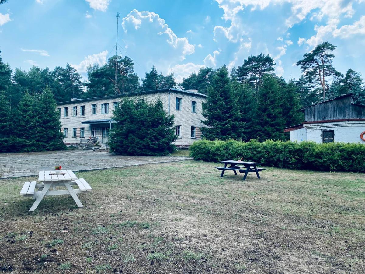 Military Base Camp Pavilosta Exterior photo